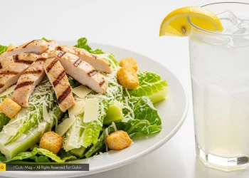 طرز تهیه سالاد سزار با مرغ گریل