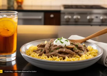 طرز تهیه بیف استراگانوف رزوسی در خانه