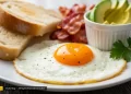 تخم مرغ و میزان کلسترول