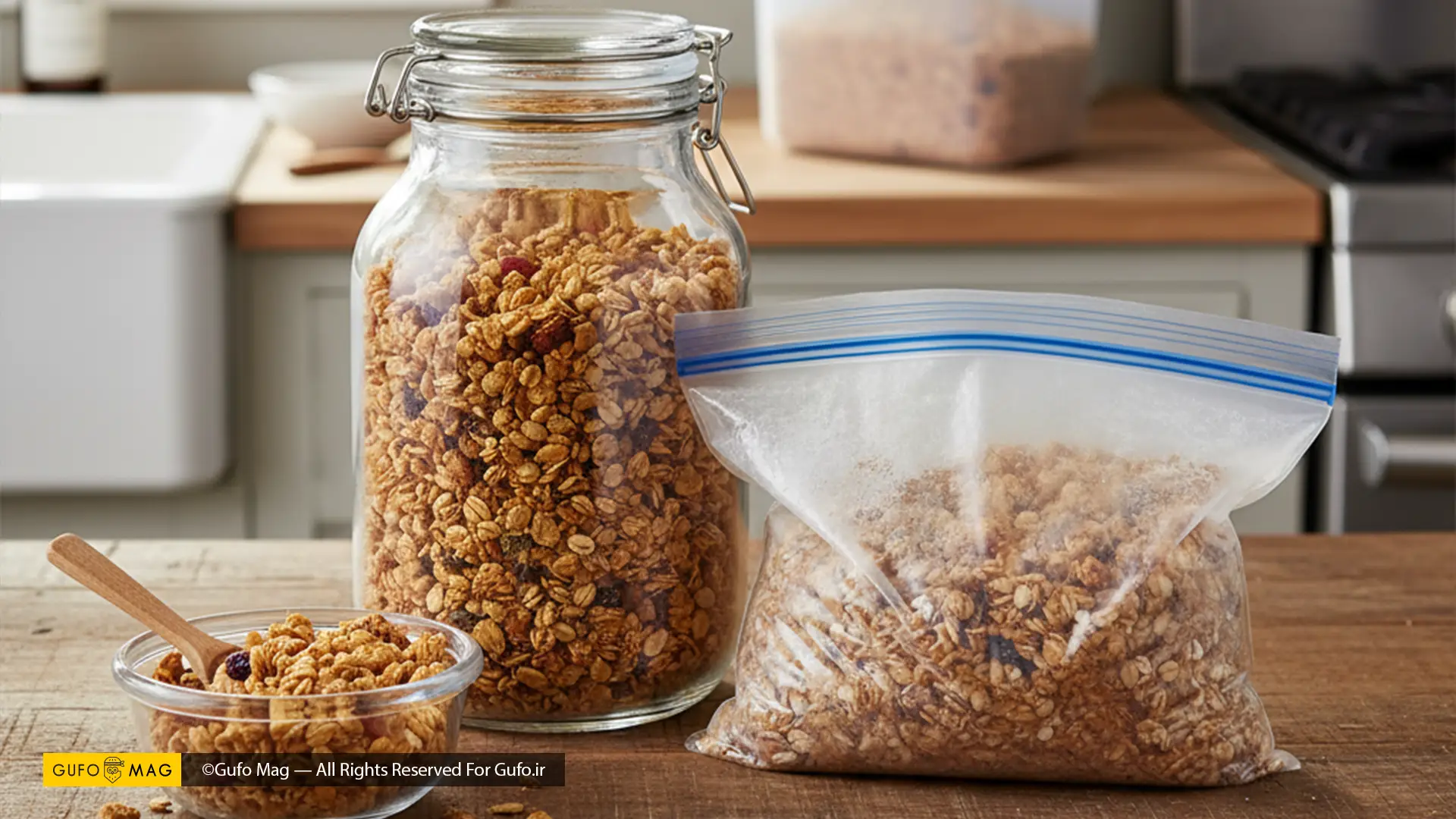 روش نگهداری گرانولای خانگی در شیشه دربسته و یک کیسه زیپ‌کیپ